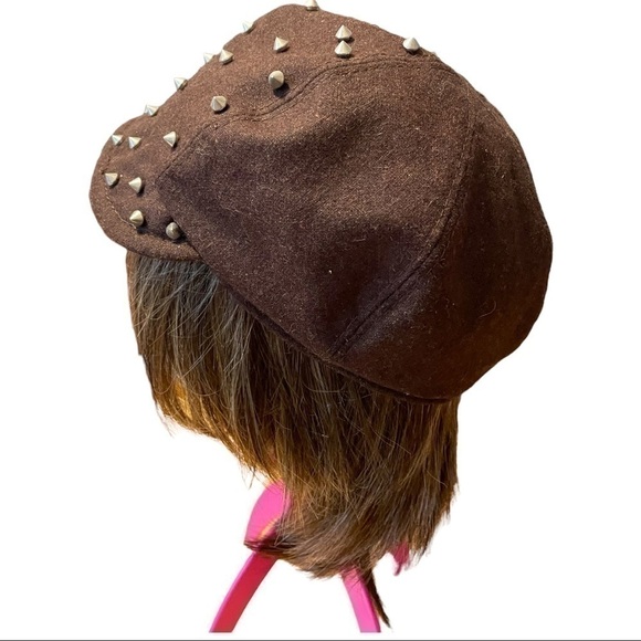 𝅺SCALA Pronto, wool blend, metal studded, newsboy cap, excellent condition - Picture 3 of 5